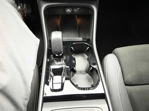 Used 2023 Volvo XC40 B5 Plus w/ Driver Assist Package AWD/4WD image 26