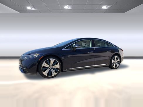 Used 2022 Mercedes-Benz EQS 450+ Sedan image 25