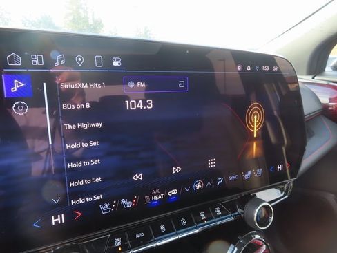 Used 2025 Chevrolet Blazer EV RS image 20