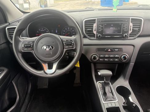 Used 2019 Kia Sportage LX image 16