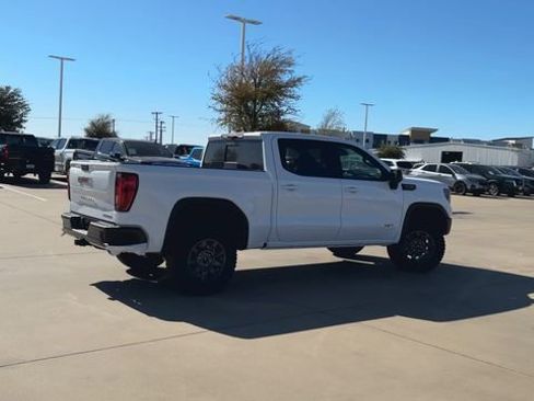 New 2026 GMC Sierra 1500 AT4X image 4