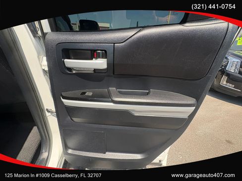 Used 2015 Toyota Tundra SR5 w/ SR5 Upgrade Package RWD image 35