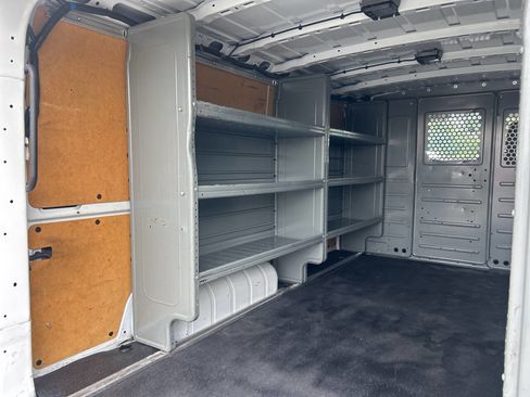 Used 2020 Nissan NV 2500 SV w/ Navigation Package image 21