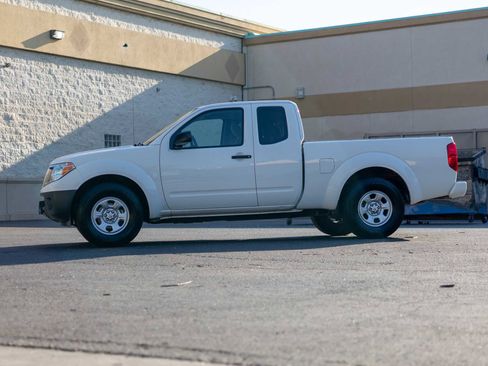 Used 2021 Nissan Frontier S image 4
