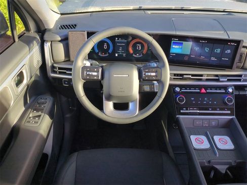 New 2026 Hyundai Santa Fe SE image 18