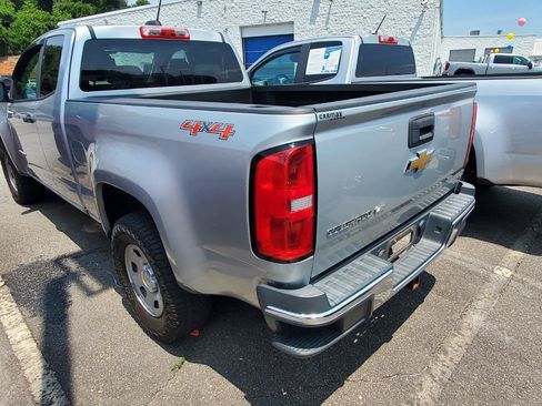 Used 2017 Chevrolet Colorado W/T w/ WT Convenience Package AWD/4WD image 8