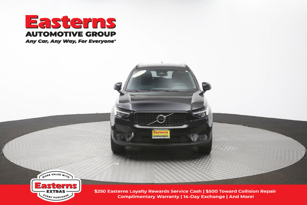Used 2024 Volvo XC40 B5 Core AWD/4WD image 54