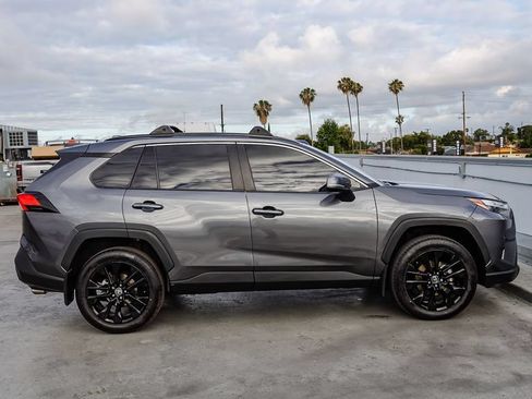 Used 2022 Toyota RAV4 XLE Premium AWD/4WD image 13