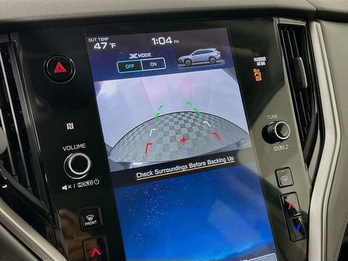 Used 2025 Subaru Outback Premium w/ Popular Package #1A AWD/4WD image 19
