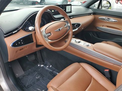Used 2023 Genesis GV70 2.5T w/ Advanced Package image 10