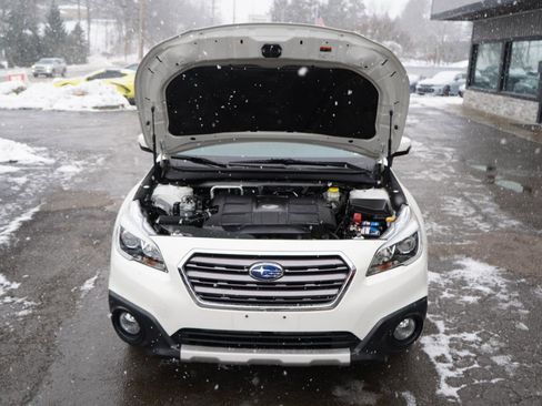 Used 2017 Subaru Outback 3.6R Touring image 73
