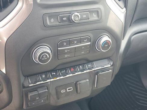 Used 2025 Chevrolet Silverado 2500 Custom w/ Custom Convenience Package RWD image 27