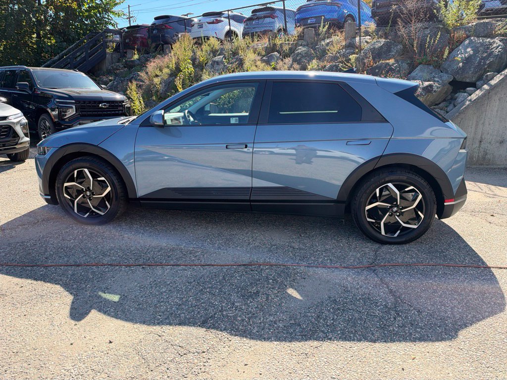 Certified 2024 Hyundai Ioniq 5 SEL AWD/4WD image 3