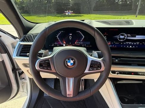 Used 2027 BMW X6 xDrive40i w/ Climate Comfort Package AWD/4WD image 18