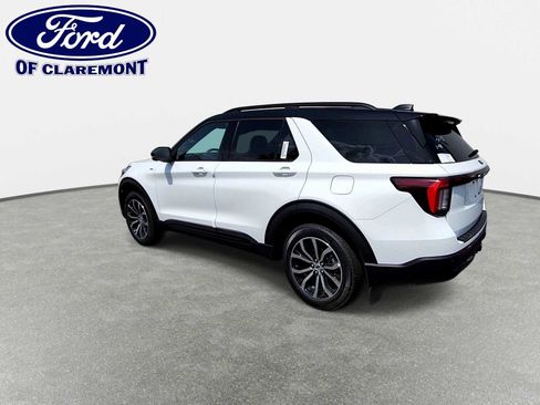 New 2026 Ford Explorer ST-Line AWD/4WD image 6