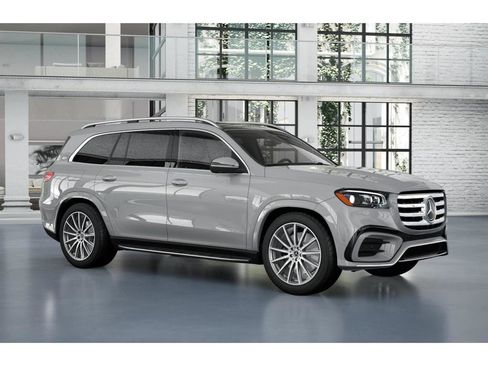 New 2026 Mercedes-Benz GLS 580 4MATIC image 12