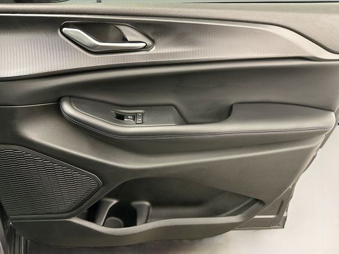 Used 2024 Jeep Grand Cherokee L Altitude AWD/4WD image 35