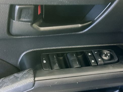Used 2025 Toyota Tacoma SR RWD image 15
