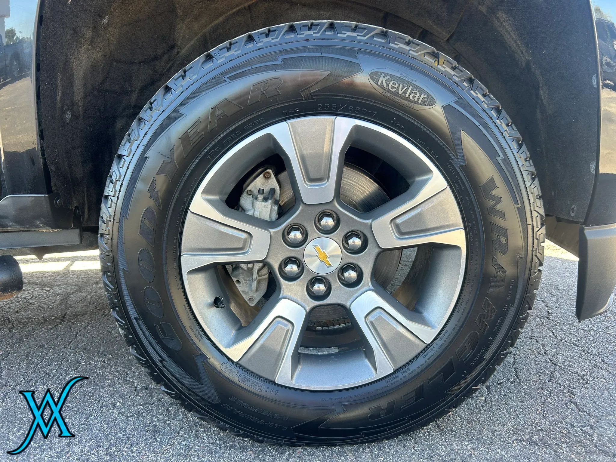 Used 2018 Chevrolet Colorado Z71 AWD/4WD image 9