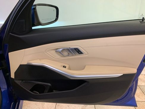 Used 2021 BMW 330i xDrive Sedan w/ M Sport Package AWD/4WD image 69