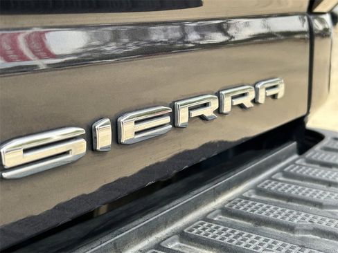 Used 2024 GMC Sierra 3500 Denali w/ Denali Reserve Package image 10