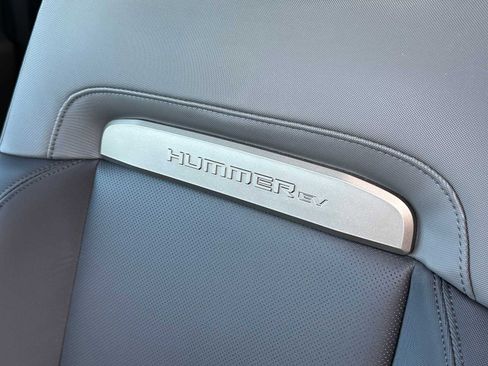 New 2025 GMC Hummer EV 3X w/ Battery Pack, 24 Module Pack image 25