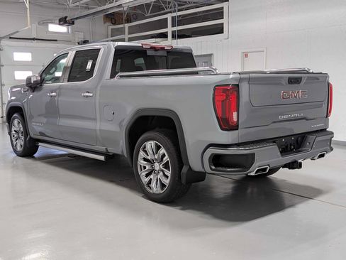 Certified 2025 GMC Sierra 1500 Denali w/ Denali Reserve Package AWD/4WD image 11