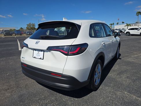 Certified 2024 Honda HR-V LX image 4