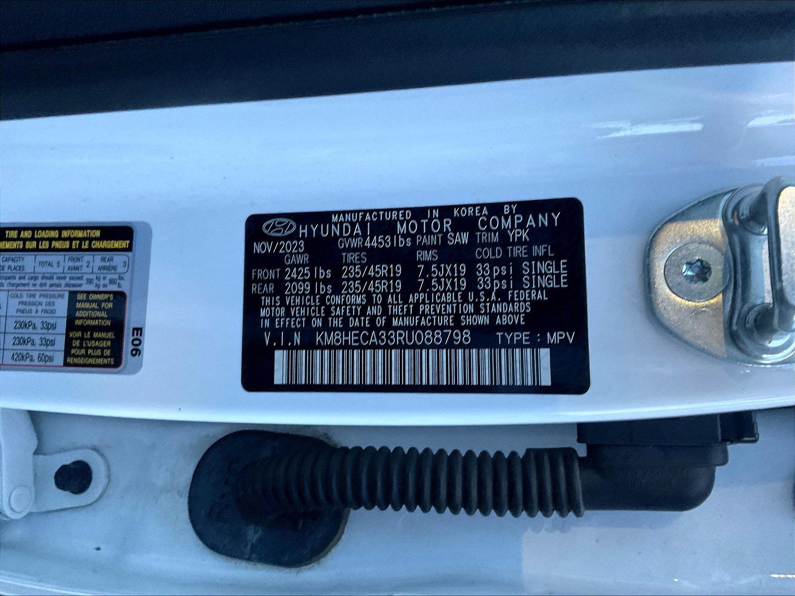 Used 2024 Hyundai Kona Limited AWD/4WD image 19