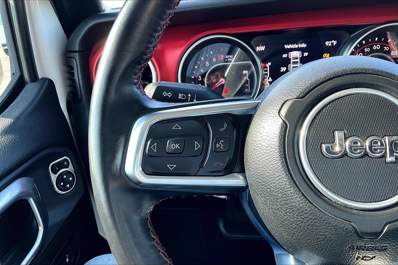 Used 2020 Jeep Wrangler Unlimited Rubicon AWD/4WD image 12