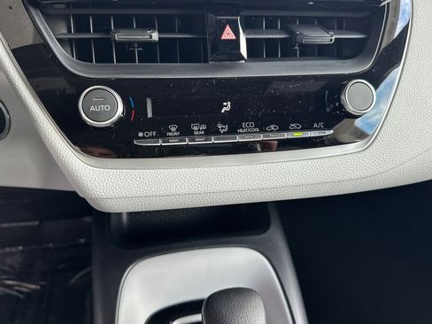 New 2026 Toyota Corolla SE image 22