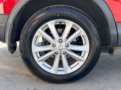 Used 2018 Nissan Rogue Sport SV w/ SV All-Weather Package image 28