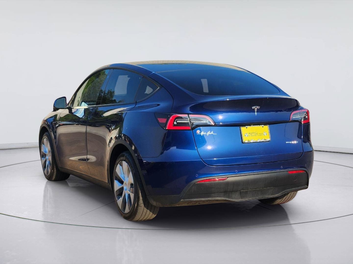 Used 2021 Tesla Model Y Long Range AWD/4WD image 7