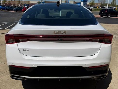 Used 2023 Kia K5 EX w/ EX Premium Package FWD image 4