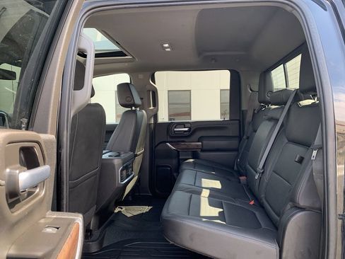Used 2021 GMC Sierra 3500 SLT w/ SLT Convenience Package AWD/4WD image 29