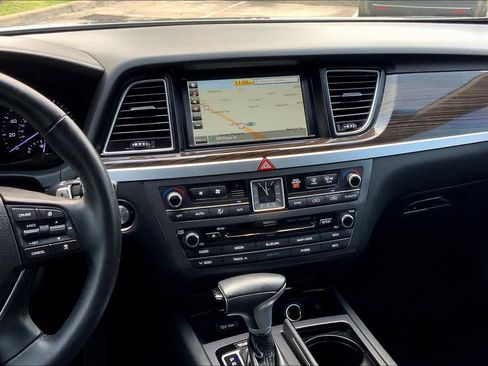 Used 2018 Genesis G80 3.8 image 7