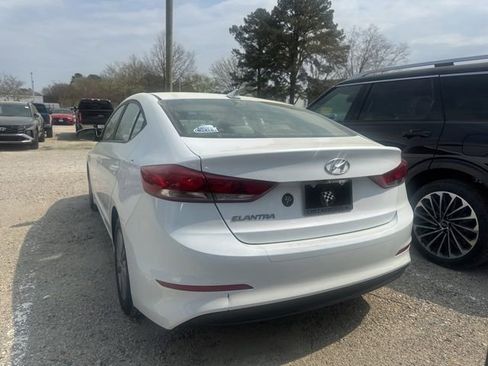 Used 2018 Hyundai Elantra SEL image 7
