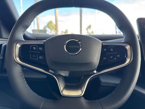 New 2026 Volvo EX30 Cross Country Ultra image 22