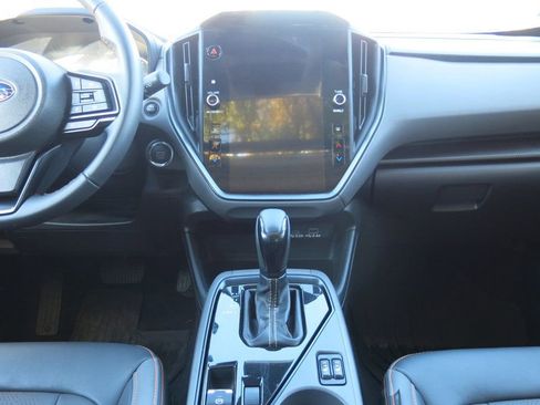 Used 2024 Subaru Crosstrek 2.5i Limited image 22