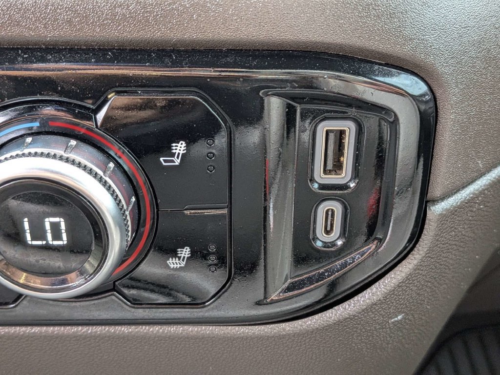 Used 2023 GMC Sierra 1500 SLE AWD/4WD image 21