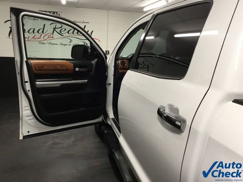 Used 2014 Toyota Tundra 1794 Edition image 25