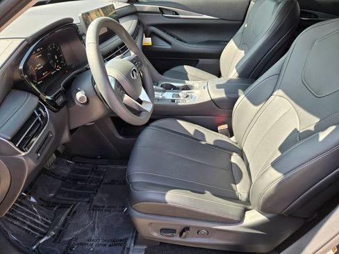 Certified 2026 INFINITI QX60 Pure w/ Cargo Package AWD/4WD image 10