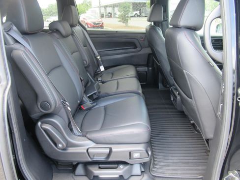 Used 2024 Honda Odyssey Sport image 31