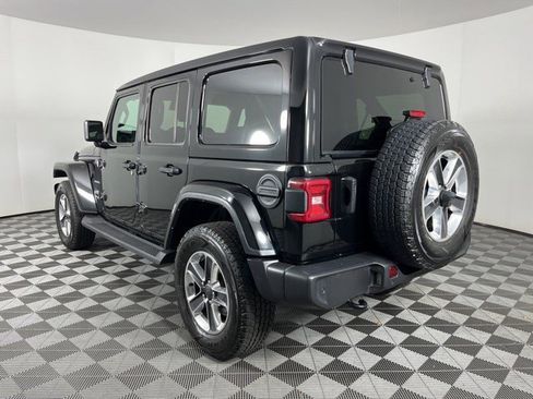 Used 2021 Jeep Wrangler Unlimited Sahara image 5