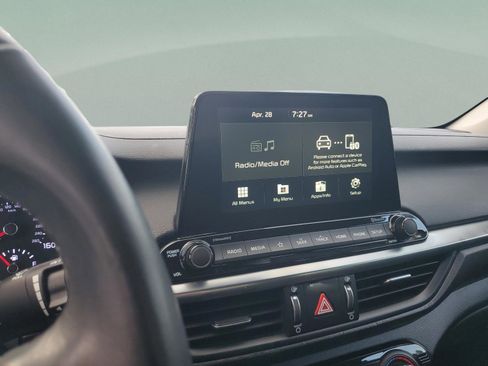 Used 2019 Kia Forte S w/ S Premium Package FWD image 18