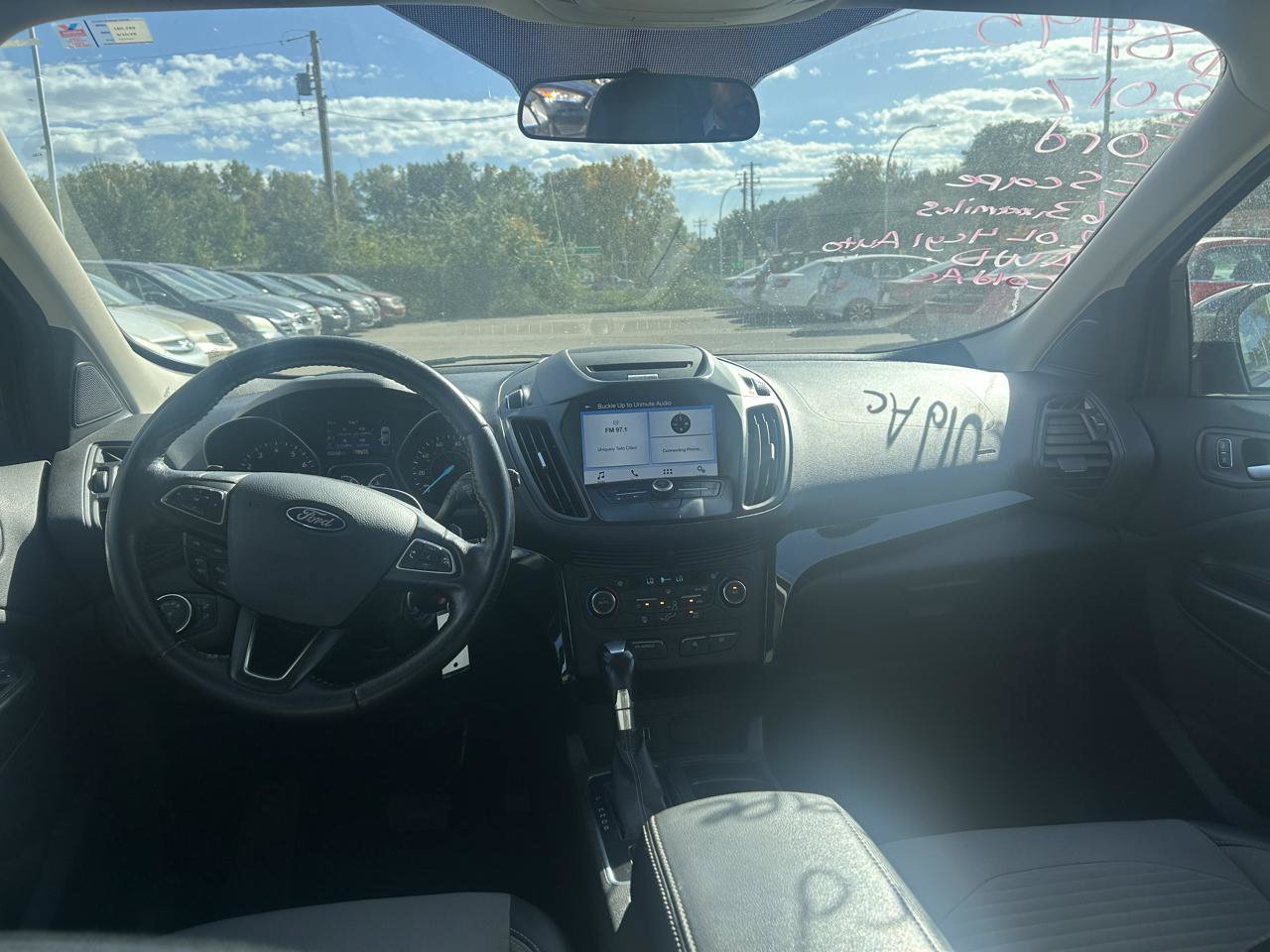 Used 2017 Ford Escape SE w/ Equipment Group 201A AWD/4WD image 10