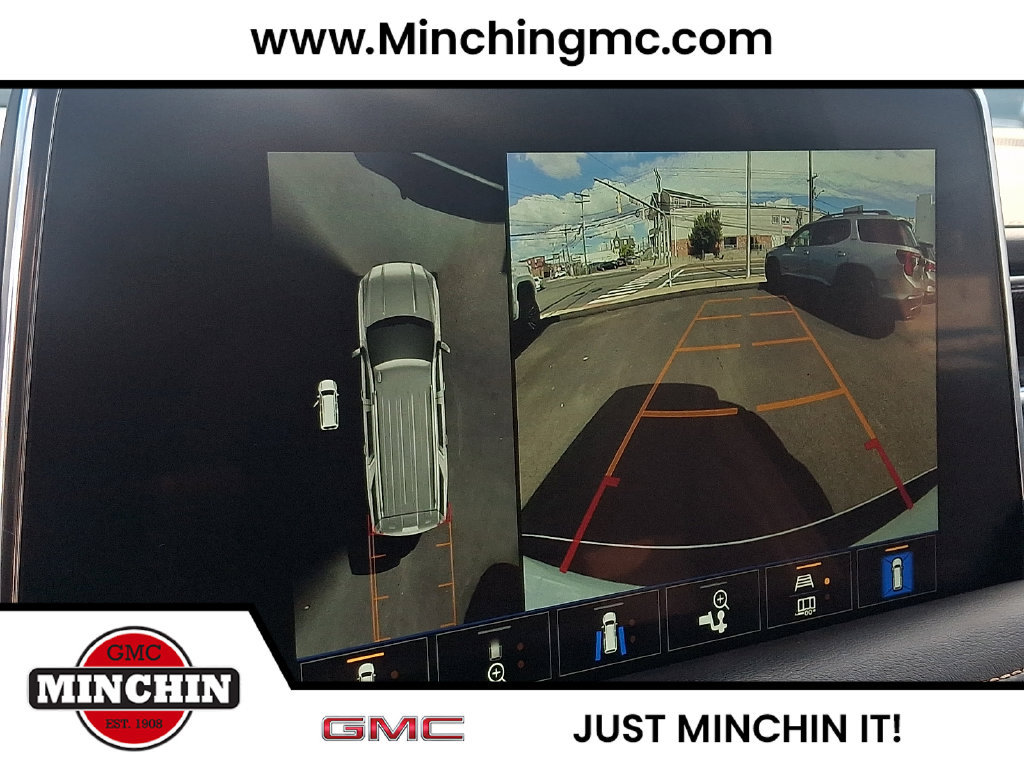 Used 2024 GMC Yukon AT4 w/ Technology Package AWD/4WD image 20
