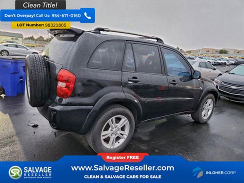 Used 2005 Toyota RAV4 image 4