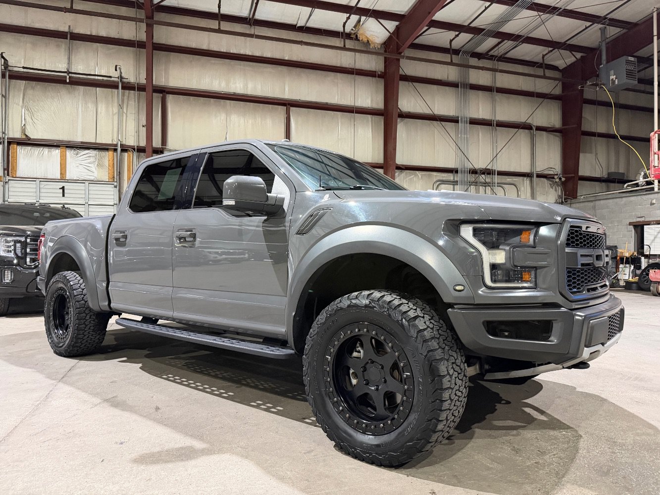Used 2018 Ford F150 Raptor w/ Equipment Group 802A Luxury AWD/4WD image 1