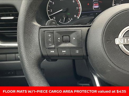 Certified 2023 Nissan Rogue SV image 25